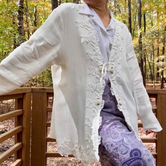 vtg y2k WHITE ROSE LACE embroidered ribbon tie-front cardigan! S.L Fashions - XL - Picture 1 of 8